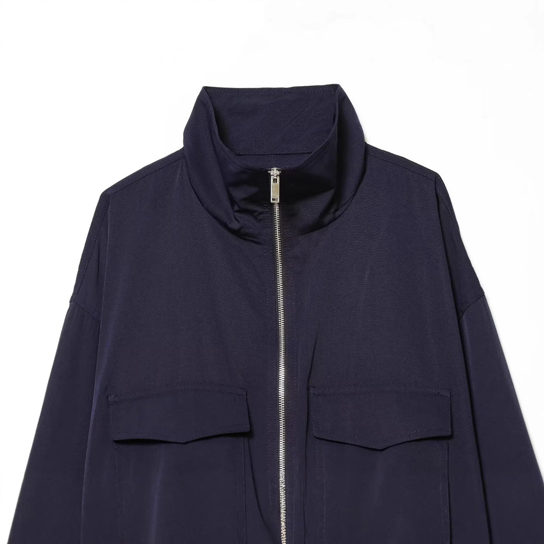Damen Cropped Bomberjacke mit Stehkragen, durchgehendem Reißverschluss und aufgesetzten Pattentaschen Echo Archiv