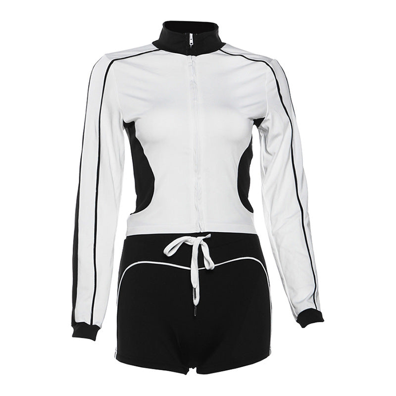 Damen Sportliches Kurzarm-Set mit Reißverschluss und Shorts Echo Archiv