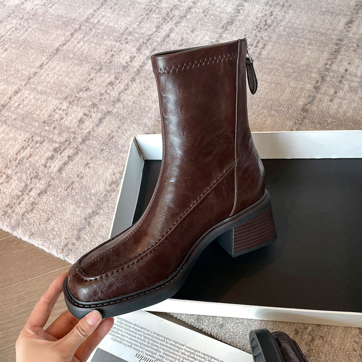 Damen Ankle-Boots im Mokassin‑Moccasin‑Look mit mittlerem Blockabsatz und Rückreißverschluss Echo Archiv