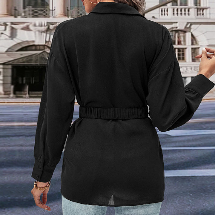 Damen Hemdblusenshirt mit elastischem Taillenband und Schmuckschließe Echoarchiv