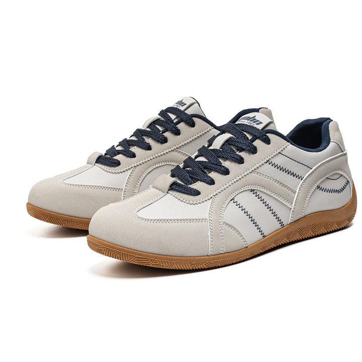 Herren retro-inspirierte Low-Top Freizeit-Sneaker mit Wildlederoptik, gepolstertem Knöchelkragen und griffiger Gummilaufsohle – Norré