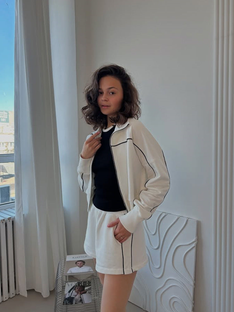 Damen nan athletischer Zweiteiler mit formendem Sportbustier, taillierter Highwaist-Sweatshorts und Zip-Hoodie Echo Archiv