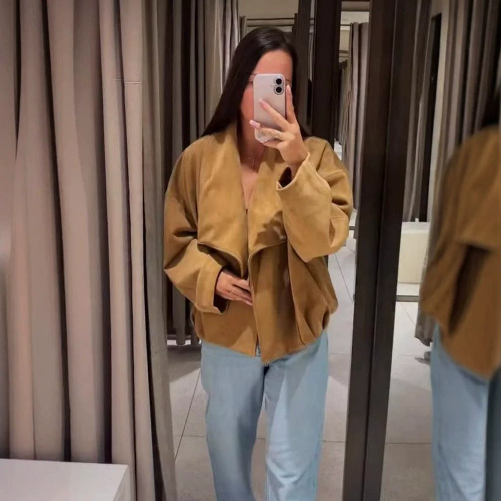 Damen Oversized Velours‑Wasserfalljacke mit kastiger Cropped‑Silhouette und verdeckter Verschlussleiste Echoarchiv