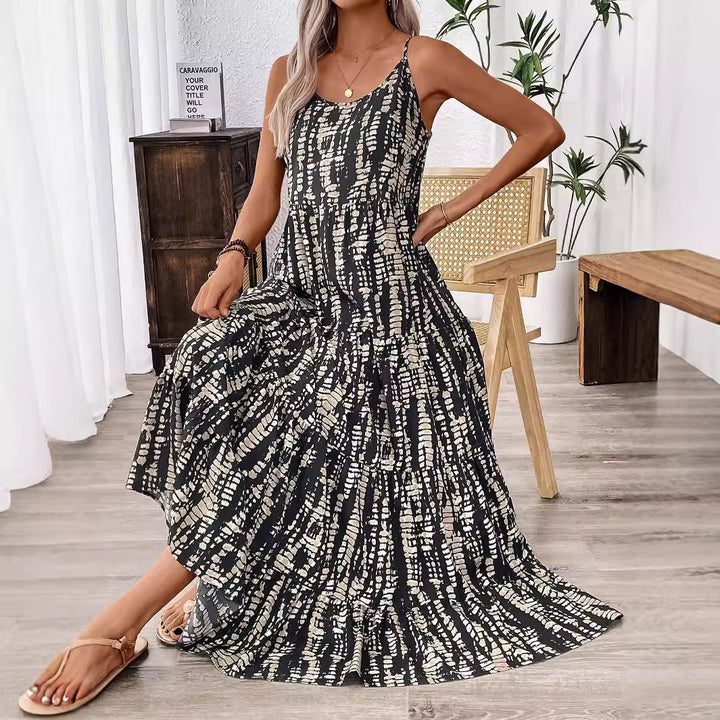 Damen Maxikleid mit elegantem Schnitt und fließendem Stoff Echo Archiv
