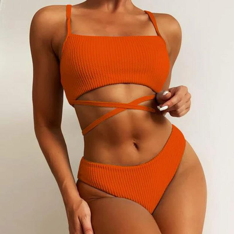 Damen Zweiteiliges Bikiniset mit raffiniertem Schnitt Echo Archiv