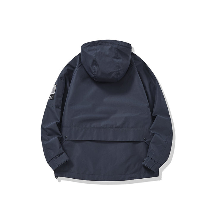 Unisex Multifunktionale Outdoorparka im Boxy‑Cut mit verstellbarer Kapuze und asymmetrischen Reißverschlusstaschen Echoarchiv