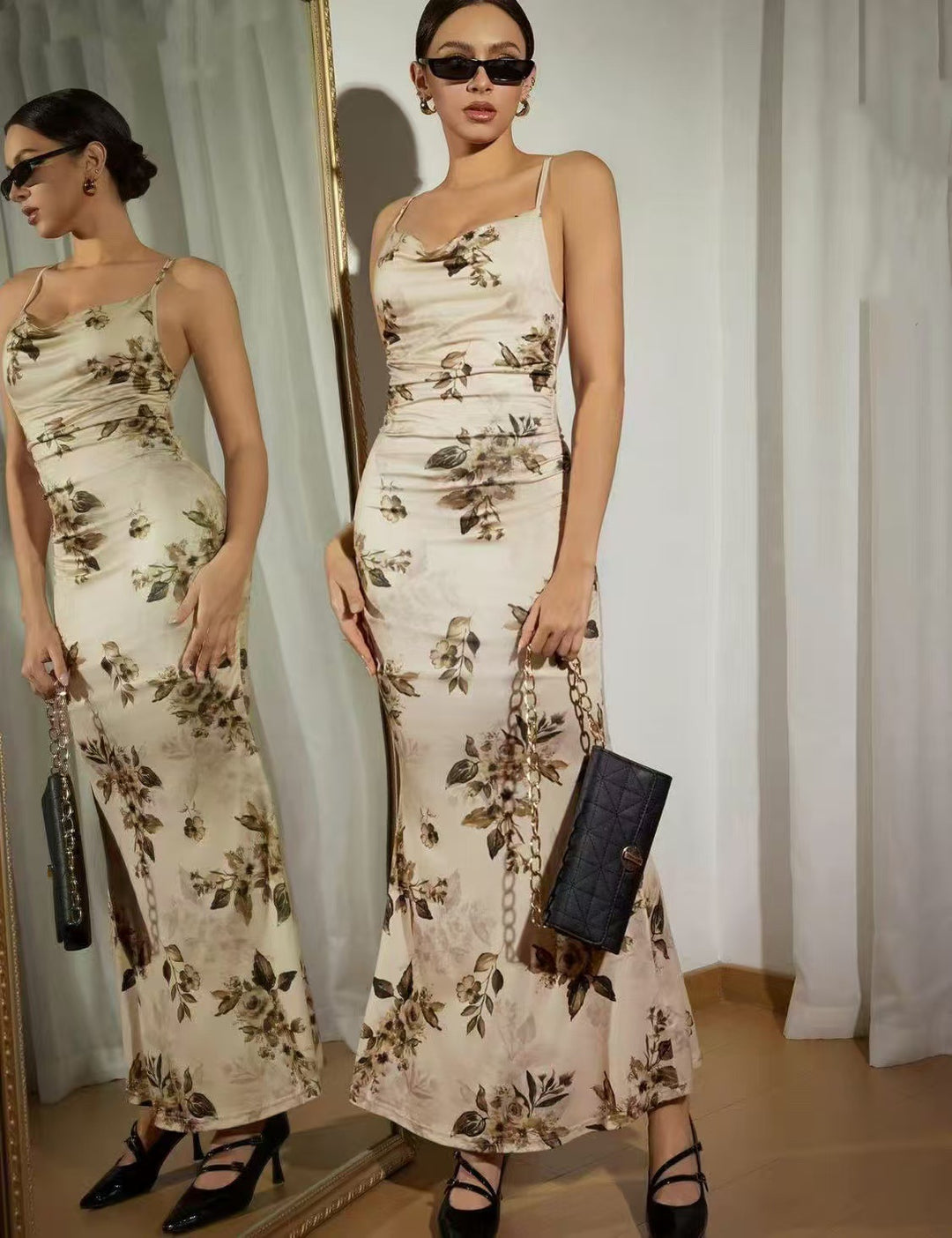 Damen Elegantes Maxikleid mit floralem Dekor und Raffungen Echo Archiv