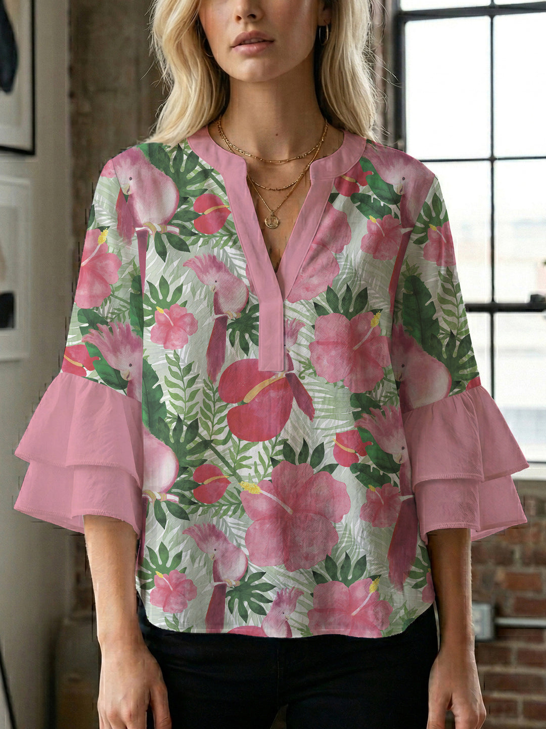Damen Bluse mit voluminösen Rüschenärmeln und floralem Muster Echo Archiv