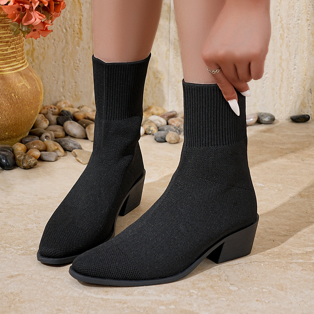 Damen Strick-Stiefelette mit sockenhaftem Schaft und mittelhohem Blockabsatz Echoarchiv