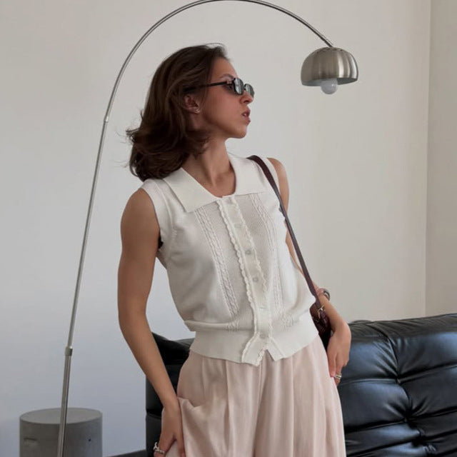 Damen Ärmelloses Stricktop mit Hemdkragen, Zierknopfleiste und feiner Strukturierung Echoarchiv