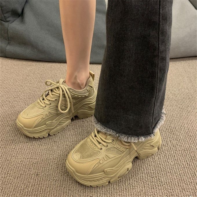 Damen Chunky Sneakers mit atmungsaktiver Mesh-Oberfläche und gepolsterter Sohle Echo Archiv