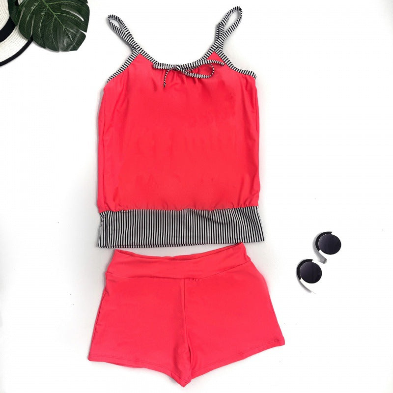 Damen Bikinioberteil mit lässigem Schnitt und kurzen Hosen Echo Archiv