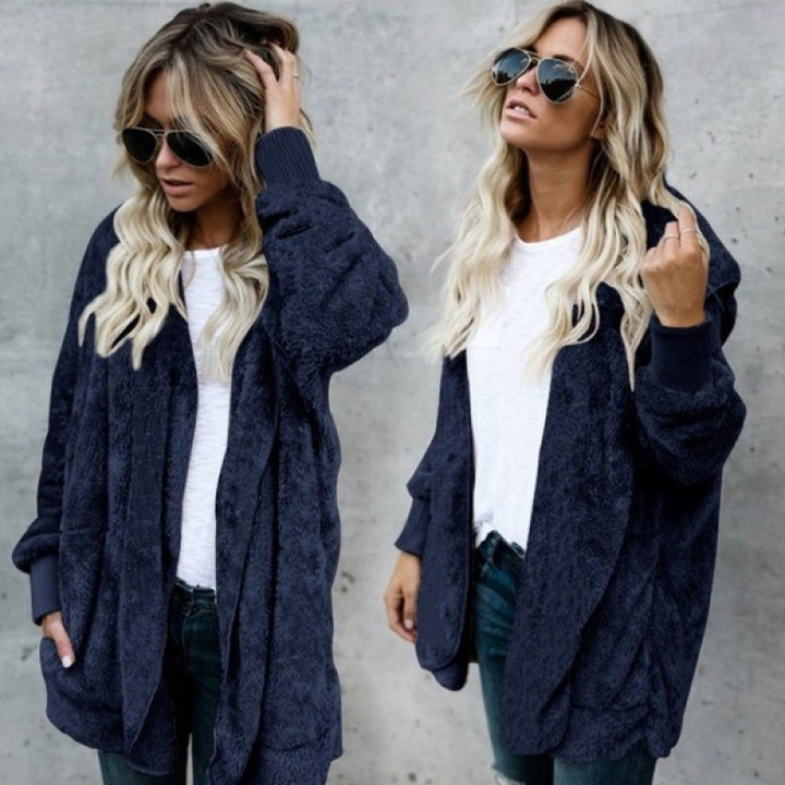 Damen Kuschelige Teddy‑Fleece‑Cardigan mit Kapuze, Oversize‑Schnitt und aufgesetzten Taschen – Veloura