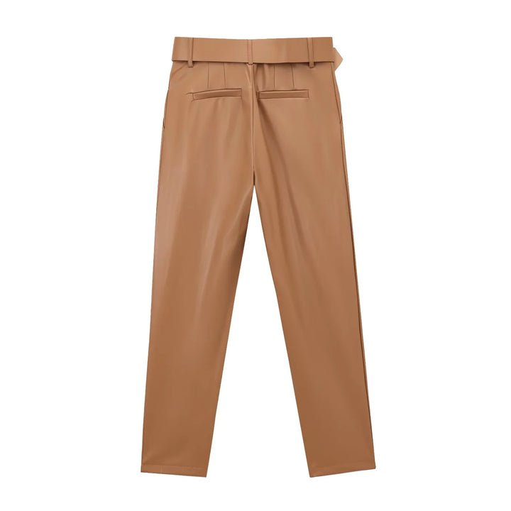 Damen taillierte Highwaist-Hose mit Bundfalten, schmal zulaufendem Bein und breitem Ziergürtel – Avélisse
