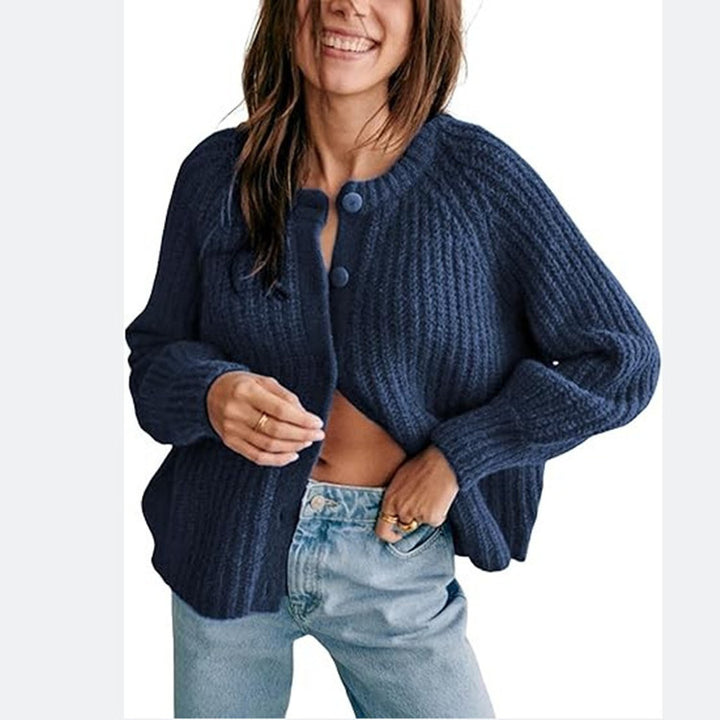 Damen Oversize Mohair-Effekt Strickjacke mit Rippenstruktur und Rundhalsausschnitt – Veloura