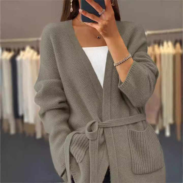 Damen nan lange Strickjacke mit Bindegürtel, aufgesetzten Rippentaschen und lockerem Waffelstrick Echo Archiv