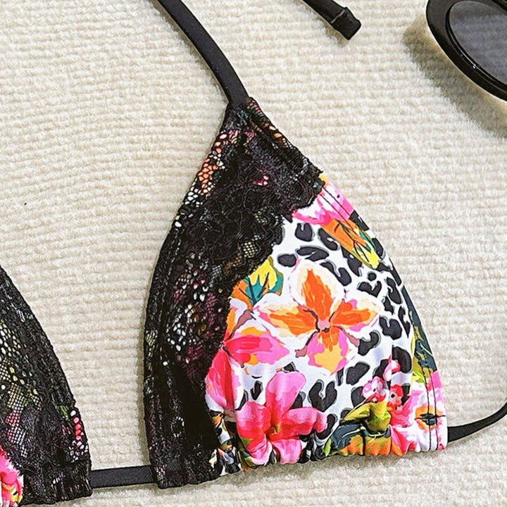 Damen Triangel-Bikini mit Spitzenverzierungen Echo Archiv