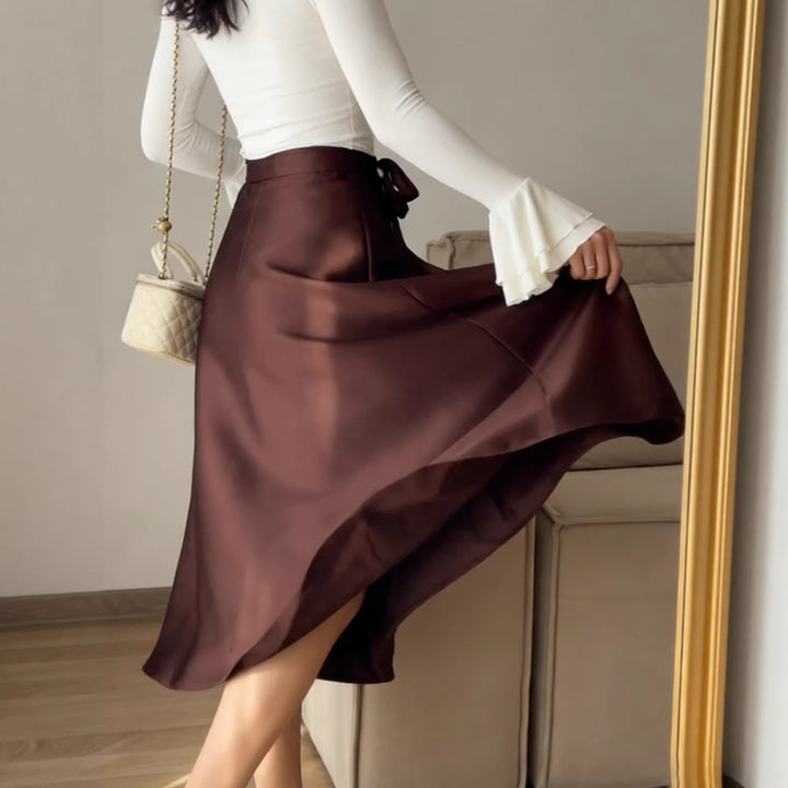 Damen Hochtaillierter A-Linien Midirock mit Bindegürtel und Satin-Finish – Avérine