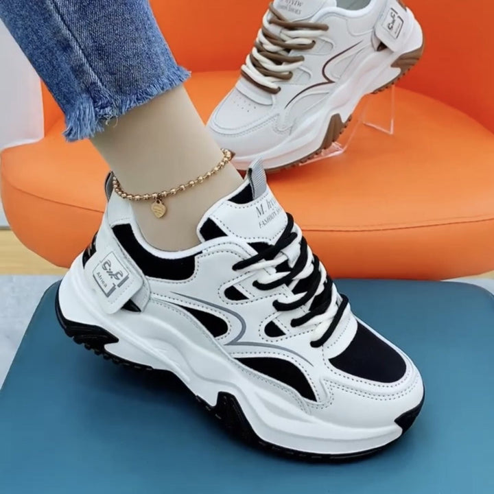 Damen Chunky Sneakers mit modischem Design und atmungsaktiver Obermaterialstruktur Echo Archiv