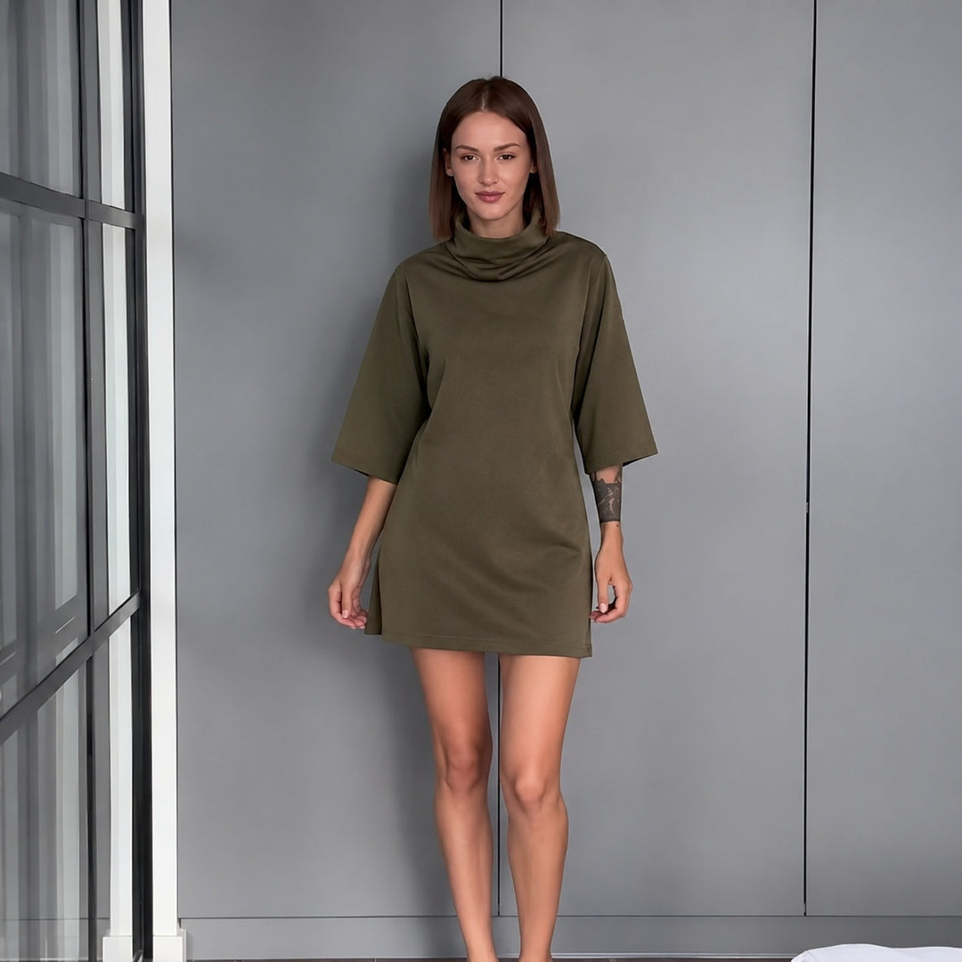 Damen lässiges Feinstrick-Minikleid mit Rollkragen und dreiviertelärmeln – Élara