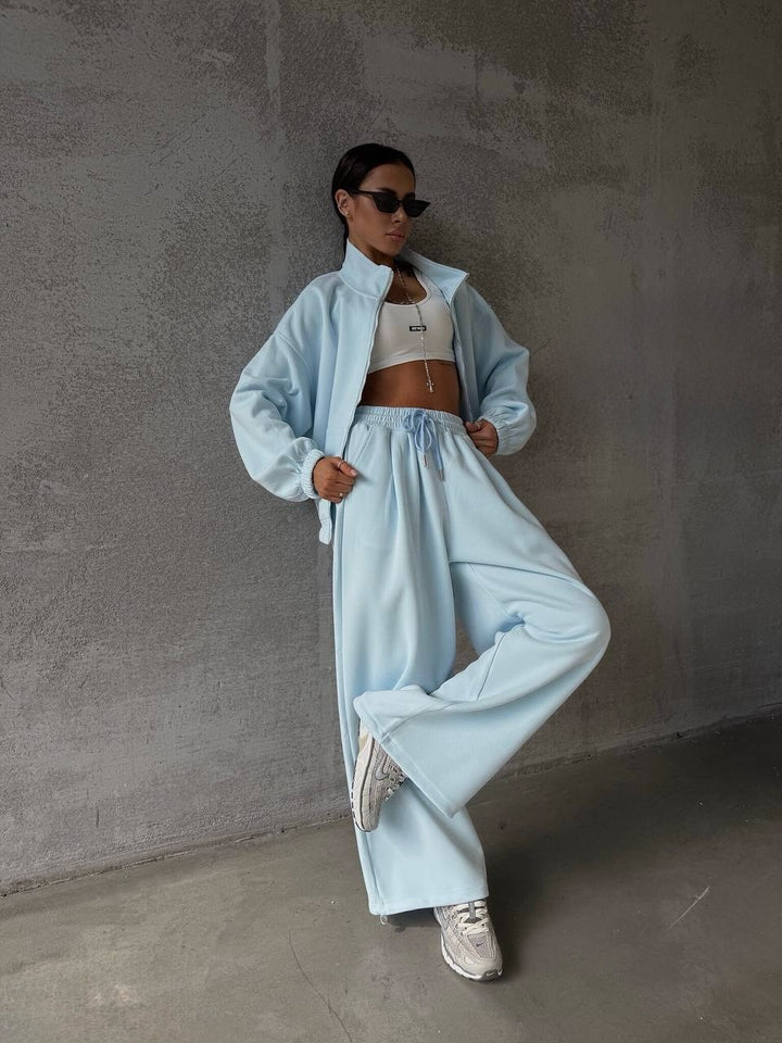 Damen oversized Sweatset mit Reißverschlussjacke und weiten Jogginghose – Avérine