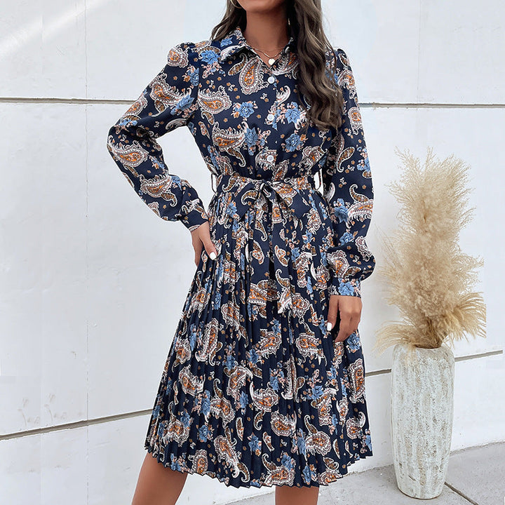 Damen Hemdblusenkleid mit Paisley-Print, Taillenschärpe und Plissee-Rock Echoarchiv