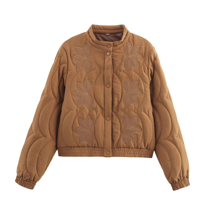Damen Kurz geschnittene gesteppte Jacke mit Blumenapplikation und Stehkragen Echo Archiv