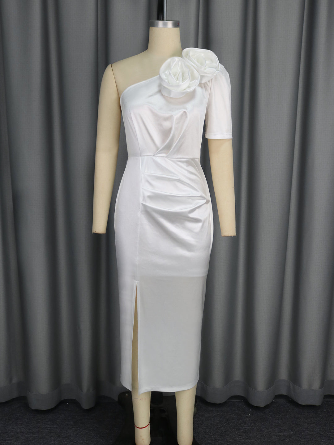 Damen Elegantes One-Shoulder Abendkleid mit zarten Blütenakzenten Echo Archiv