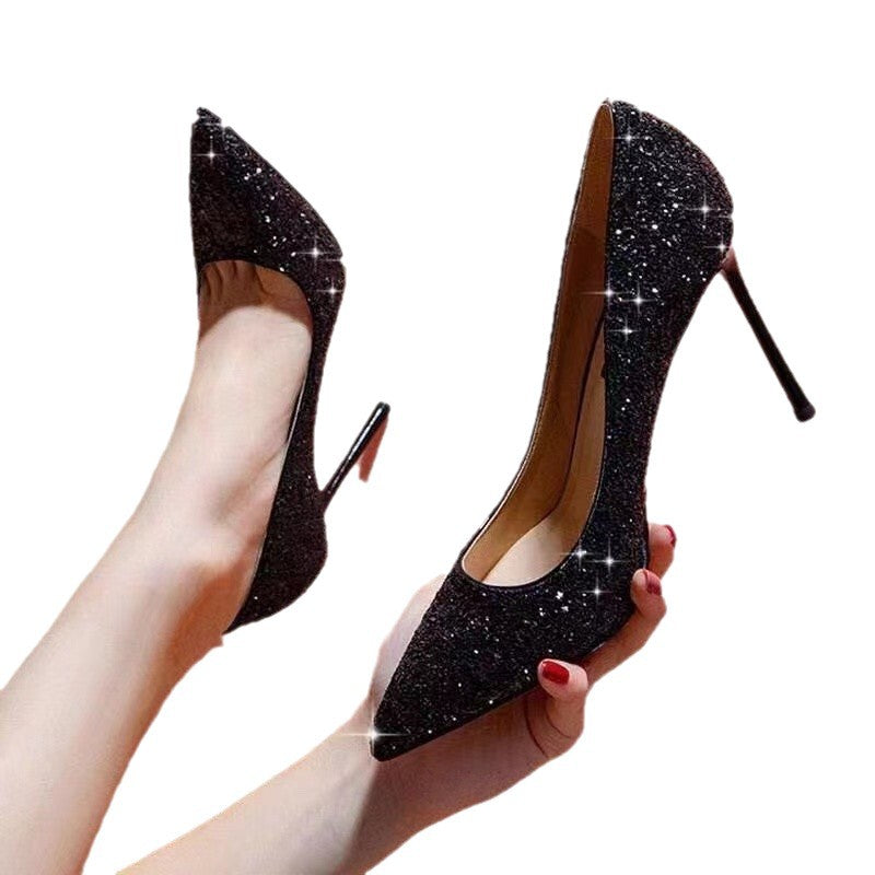 Damen Plateau-Pumps mit spitz zulaufender Kappe und hohem Stiletto-Absatz Echo Archiv
