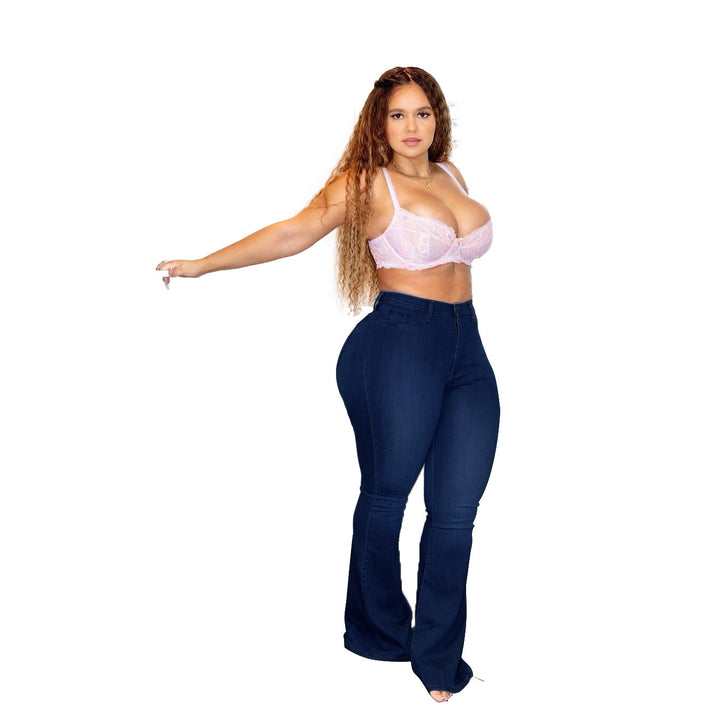 Damen High-Waist Flared-Jeans im figurformenden Curvy-Cut Echo Archiv