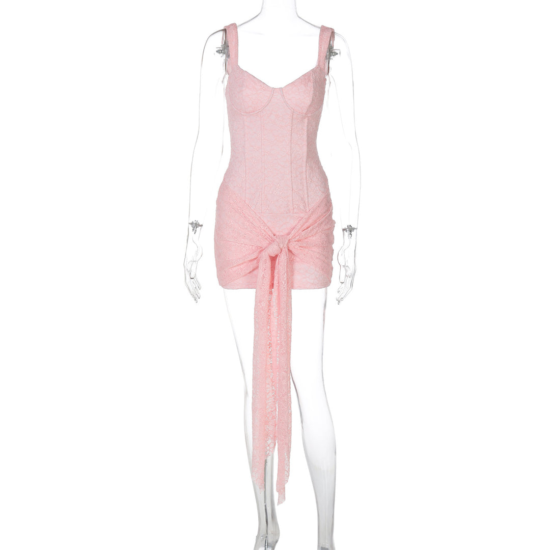 Damen Elegantes Kleid mit Spitzenverzierungen und Raffungsdetails Echo Archiv