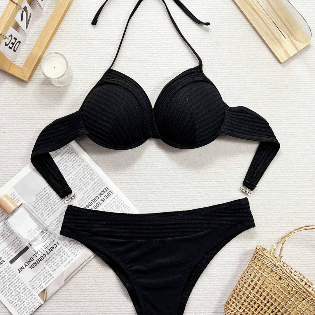 Damen Bikini-Set mit raffiniertem Wickeloberteil und hoch taillierten Höschen Echo Archiv