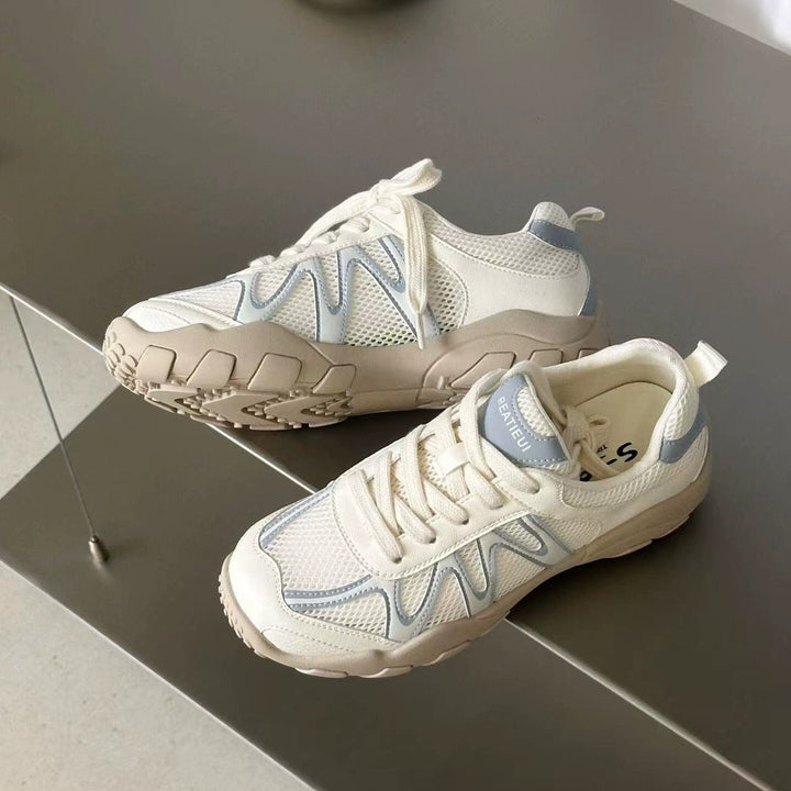 Damen Sportive Chunky-Sneaker mit luftigen Mesh-Einsätzen und robuster Profilsohle – Névara