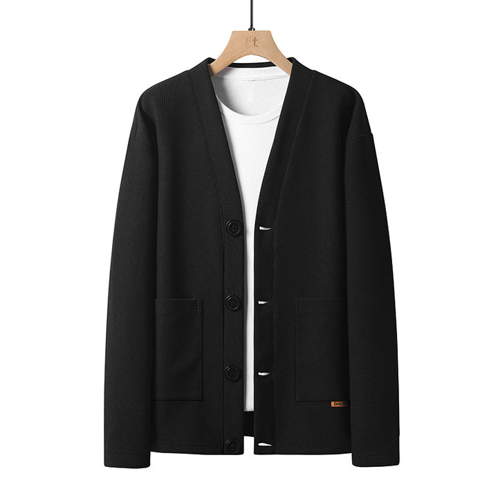 Leichte Strickjacke für Herren mit V-Ausschnitt, Knopfleiste und aufgesetzten Taschen – Marzano