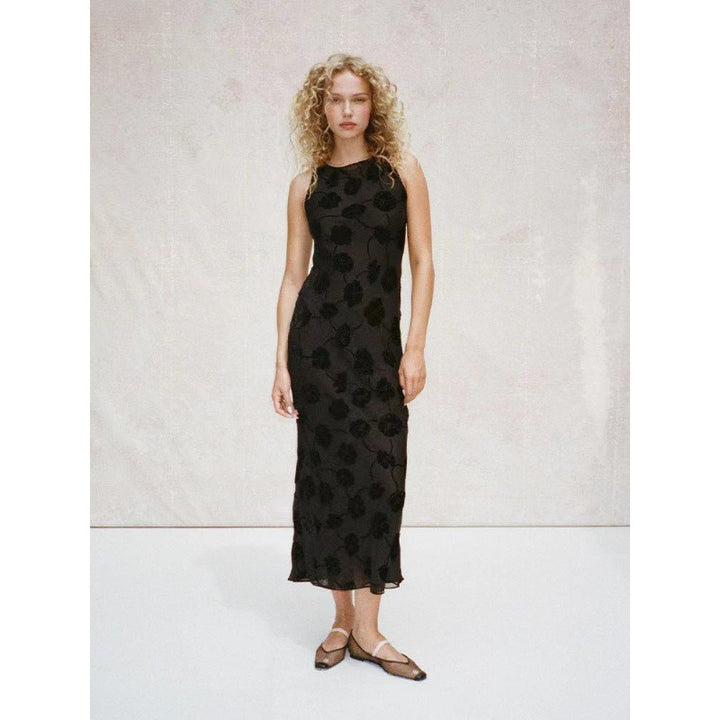 Damen Maxi-Kleid mit floralem Spitzenmuster und elegantem, schwingendem Saum Echo Archiv