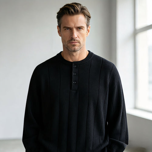 Unisex Oversized Strukturierter Henley-Strickpullover mit vertikaler Rippenstruktur und halber Knopfleiste Echoarchiv