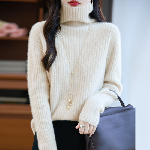 Damen Schlanker Feinstrick-Rollkragenpullover mit feiner Rippenstruktur und kaschmirähnlicher Haptik Echoarchiv