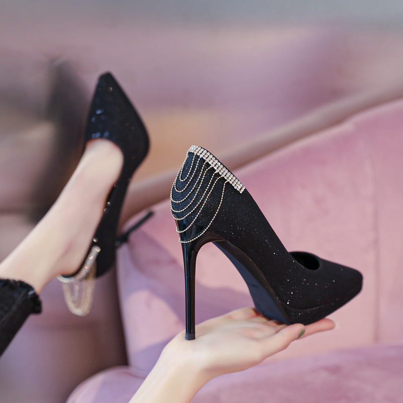 Damen nan elegante Abend-Pumps mit feinem Glitzermesh, spitzer Zehenpartie, filigranem Stilettoabsatz und dekorativer Fersenapplikation Echo Archiv