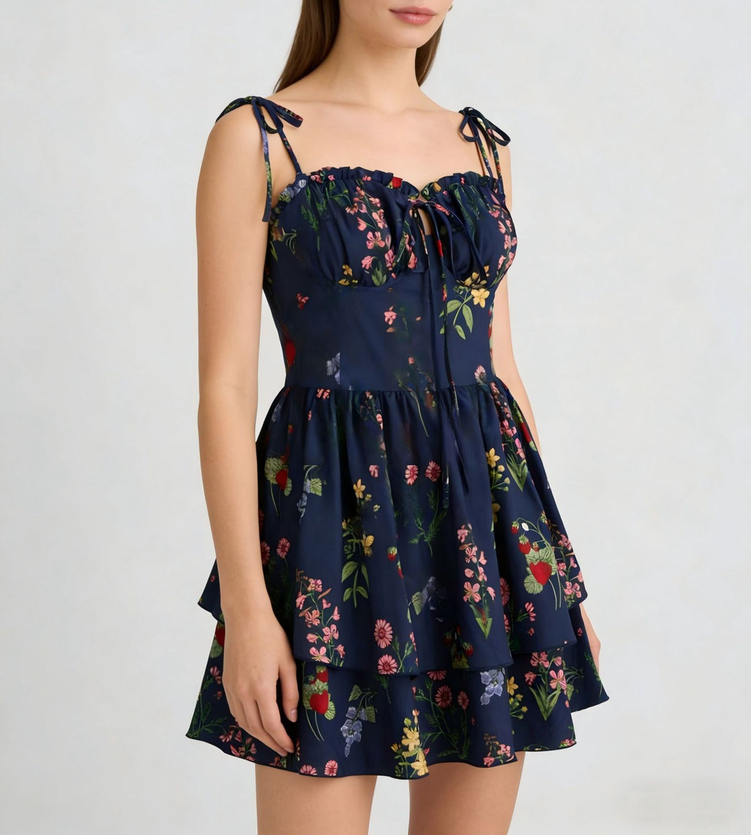 Damen Minikleid mit Blumenmuster und bordeauxfarbenem Unterrock Echo Archiv