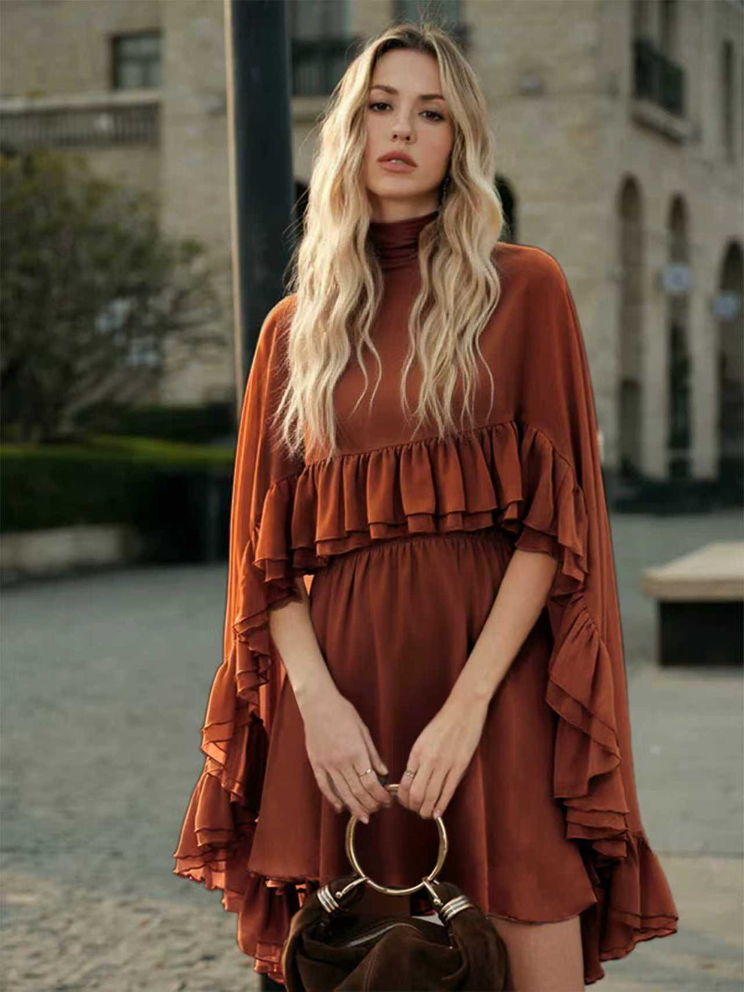 Damen romantisches Chiffonkleid mit Volants und weitem Saum Echo Archiv