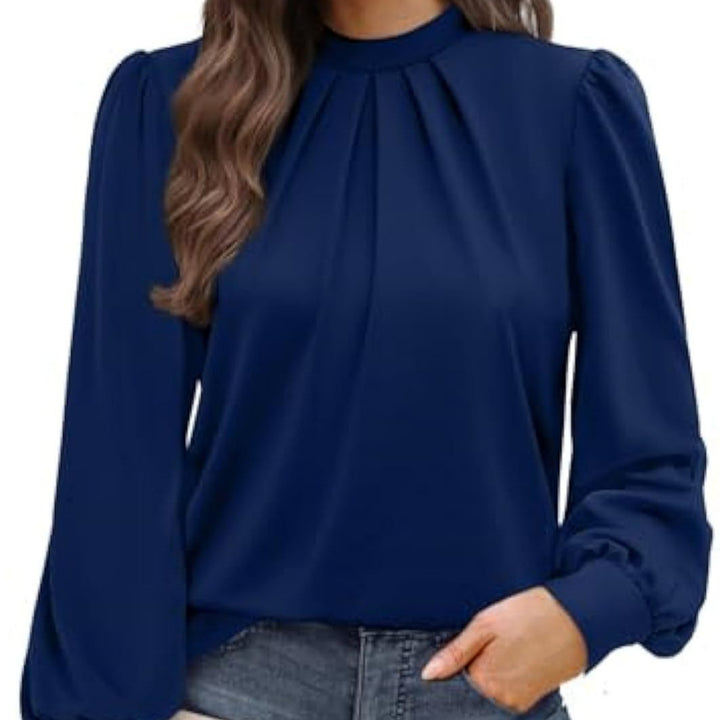 Damen Langärmelige Satinbluse mit Stehkragen, Brustfalten und gerippten Bündchen – Élovi