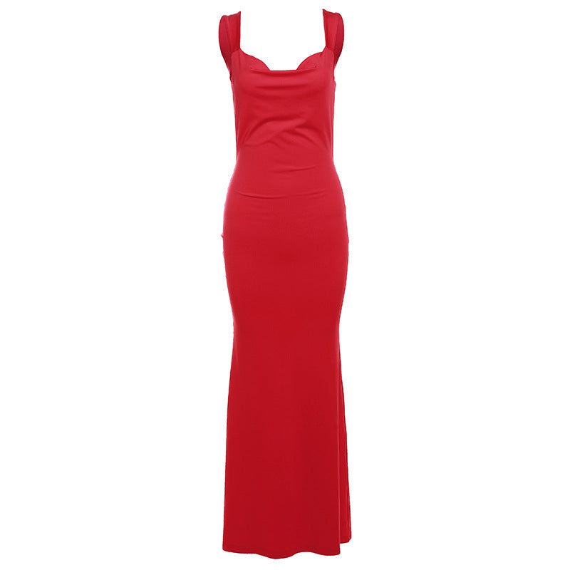 Damen Elegantes Maxikleid mit figurbetontem Schnitt und tiefem V-Ausschnitt Echo Archiv