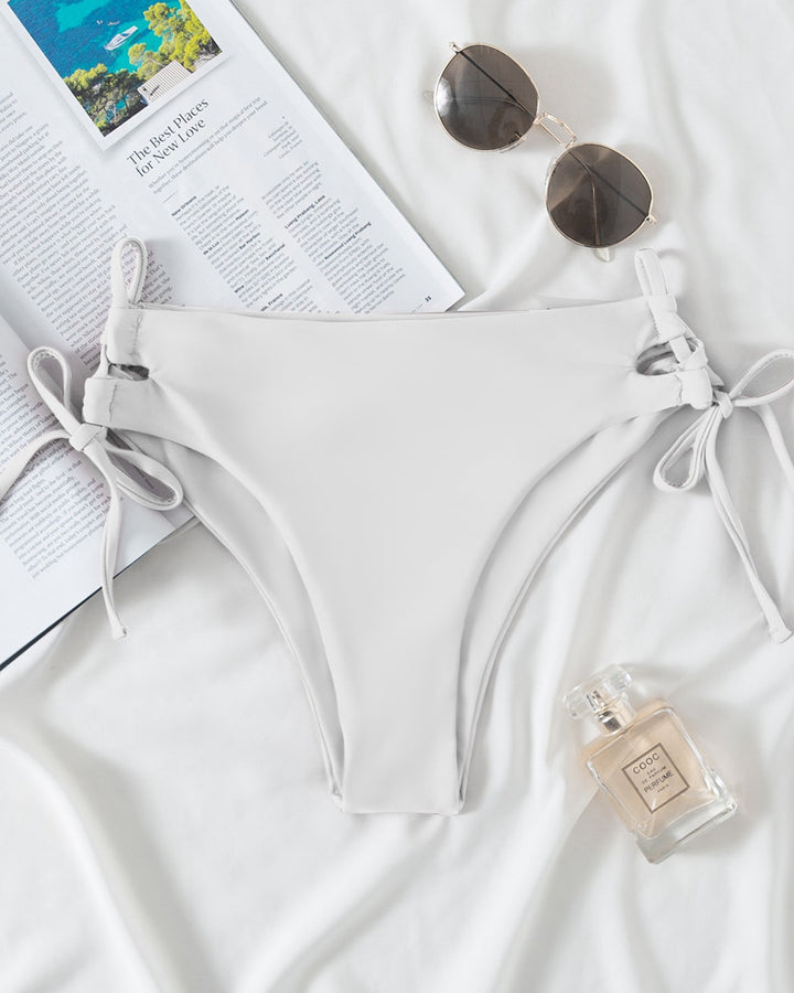 Damen Bandeau-Bikini mit raffinierten Bindebändern Echo Archiv
