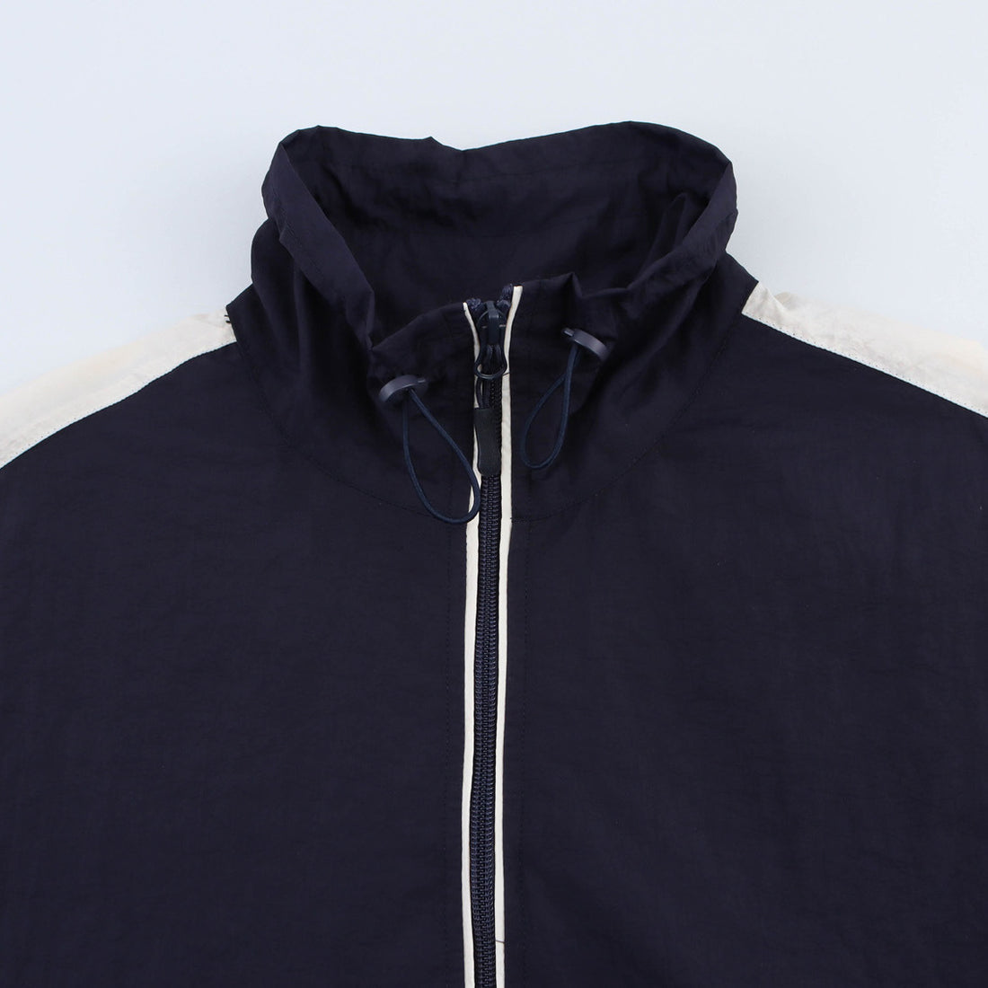 Damen Cropped Windbreaker-Jacke mit hohem Kragen, Tunnelzug und Kontraststreifen Echoarchiv