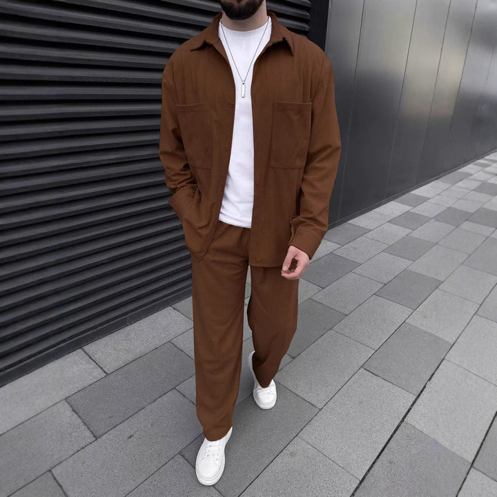 Herren Elegante und moderne Freizeitanzug Echoarchiv