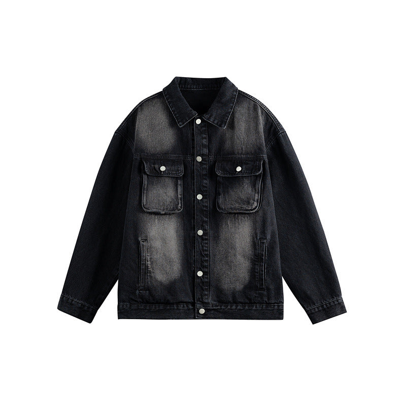Herren Oversize-Jeansjacke mit Used-Waschung, aufgesetzten Brusttaschen und Knopfverschluss Echoarchiv