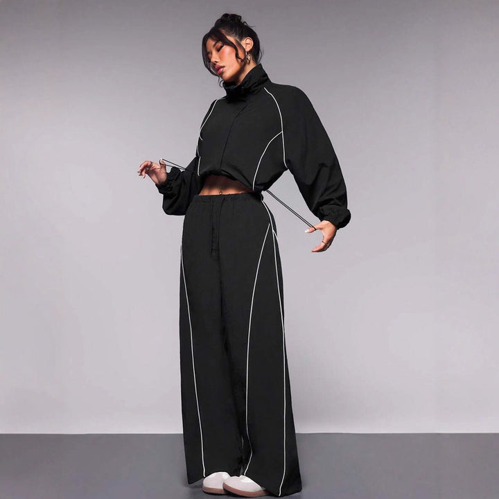 Damen sportives Cropped Windbreaker-Set mit Stehkragen Tunnelzug und reflektierenden Paspeln – Avérine