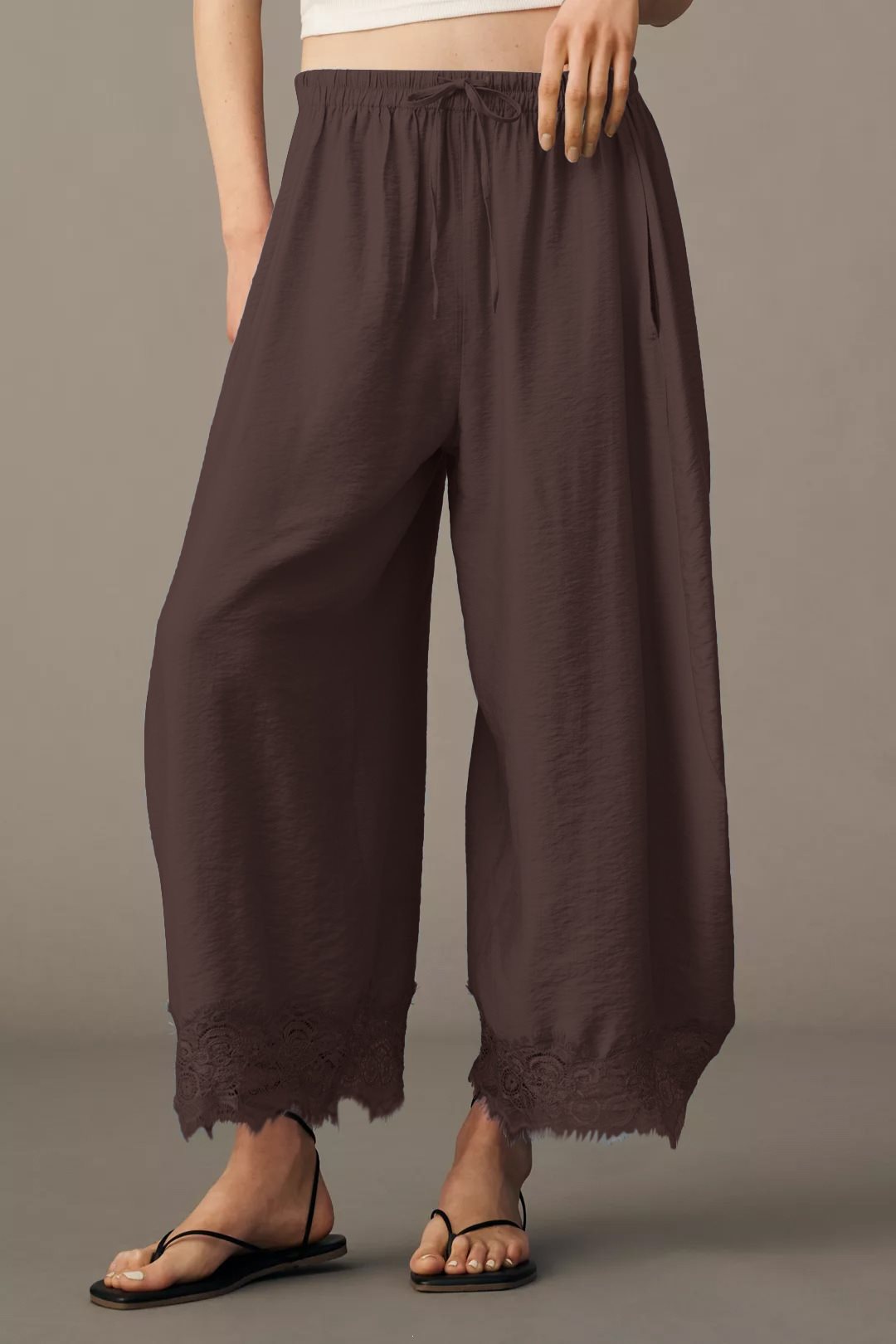 Damen Weite Palazzo-Hose mit elastischem Tunnelzugbund und Spitzenbesatz Echo Archiv