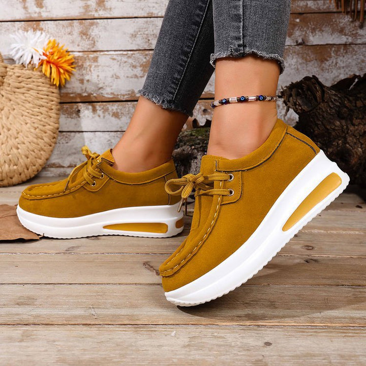 Damen Keil-Sneaker im Mokassin-Stil mit dämpfender Luftkissen-Plateausohle Echo Archiv