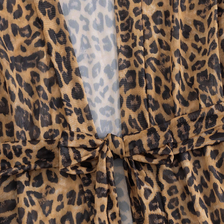 Damen luftiger Strandüberwurf mit trendy Leopardenprint Echo Archiv